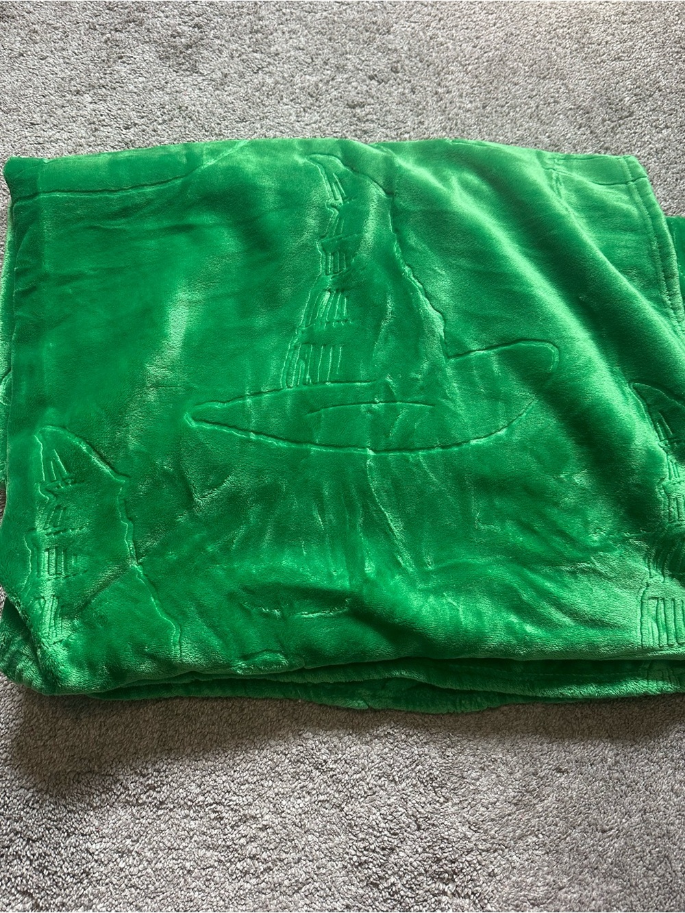 Plush Emerald Green Wicked Elphaba Throw Blanket